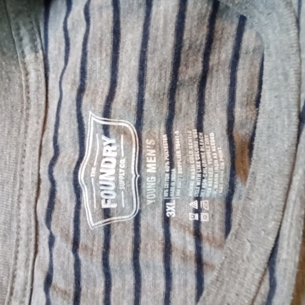 The Foundry Supply Co Gray and Navy Short Sleeve Tee - Picture 3 of 3